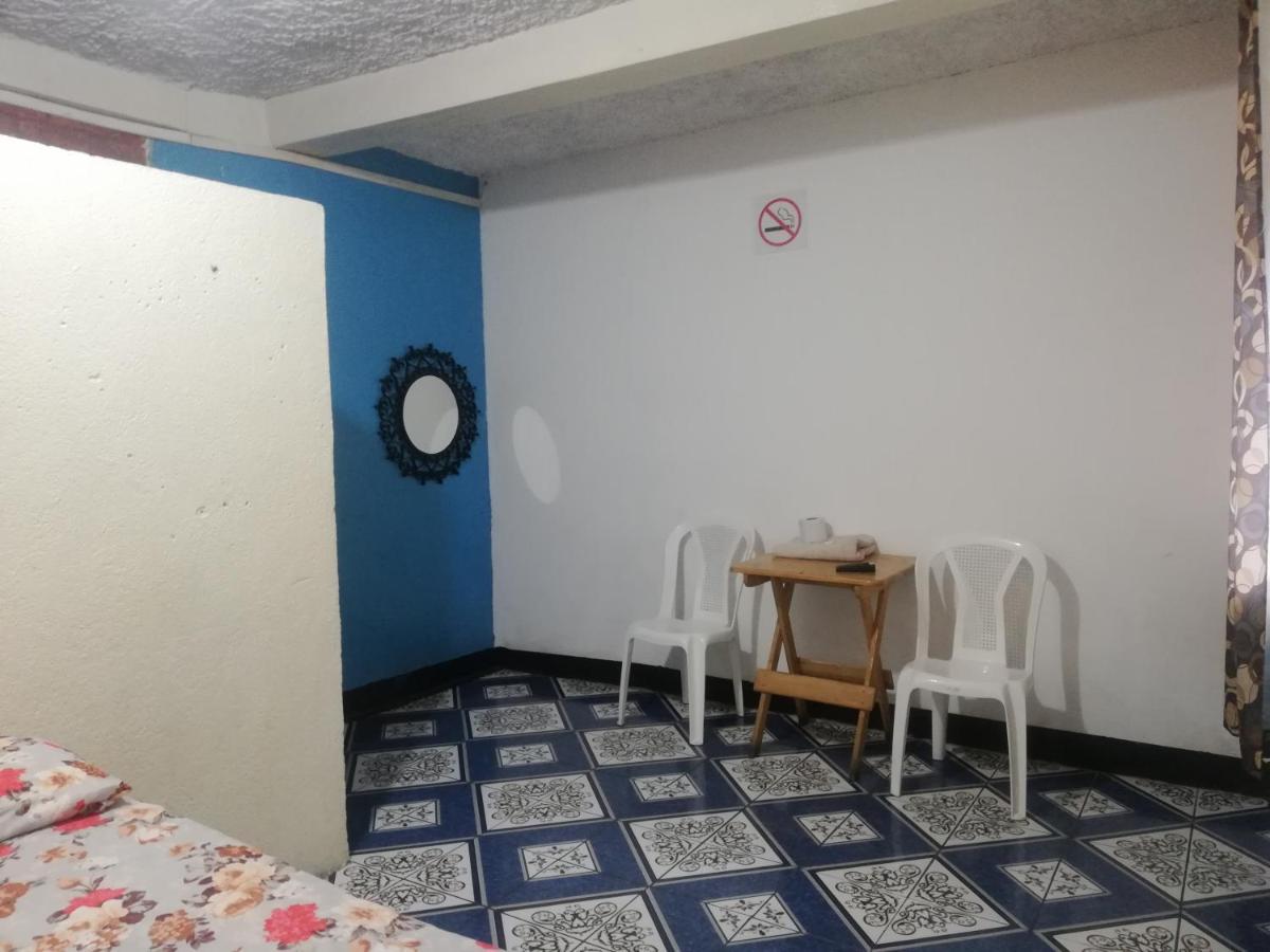 Hotel El Meson Guatemala ภายนอก รูปภาพ